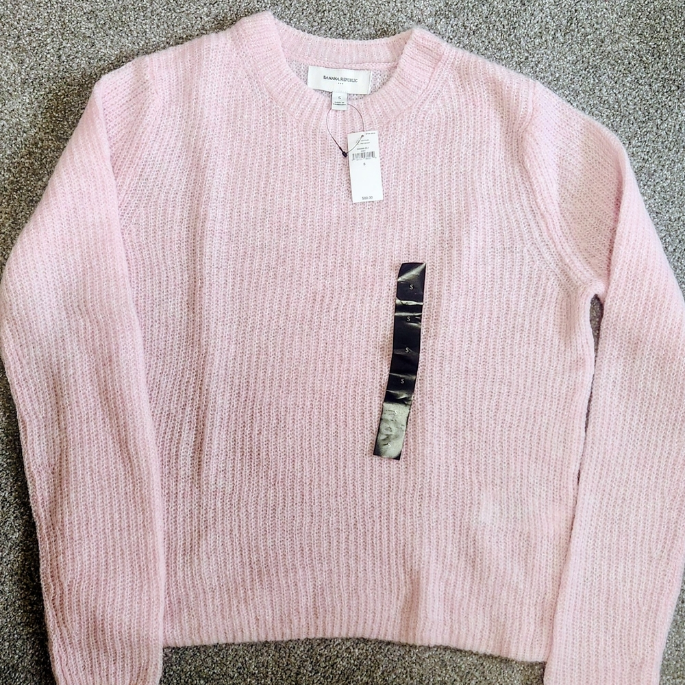 Banana Republic Soft Pink Knit Sweater